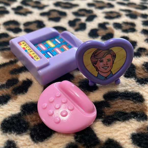 BARBIE 💕 Ken Doll Accessories Vintage 80s 90s Heart Picture Frame Jukebox Mini - Picture 16 of 16